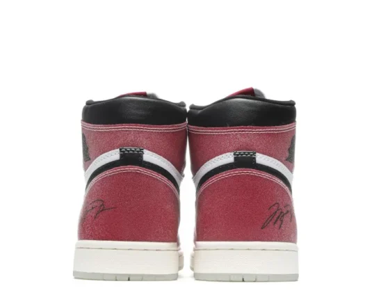 Air Jordan 1 Retro High Trophy Room Chicago Reps