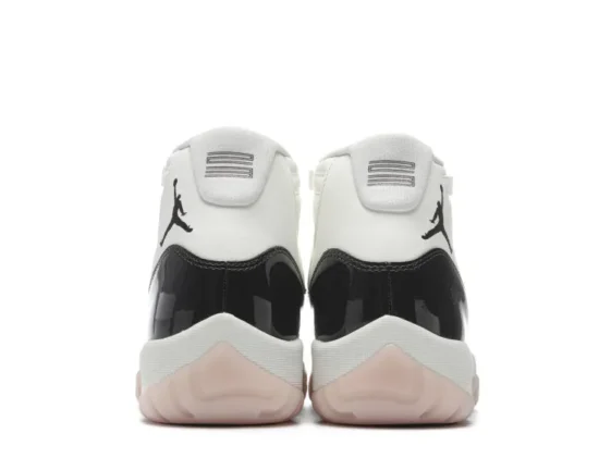 Air Jordan 11 Retro Neapolitan Reps